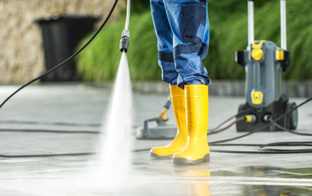 Garage Pressure Washing in Amery, WI